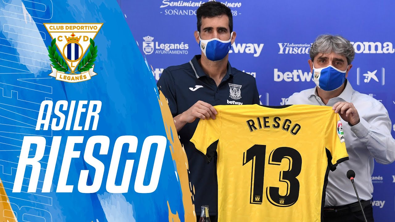 Presentación de Asier Riesgo como nuevo portero del C.D. Leganés
